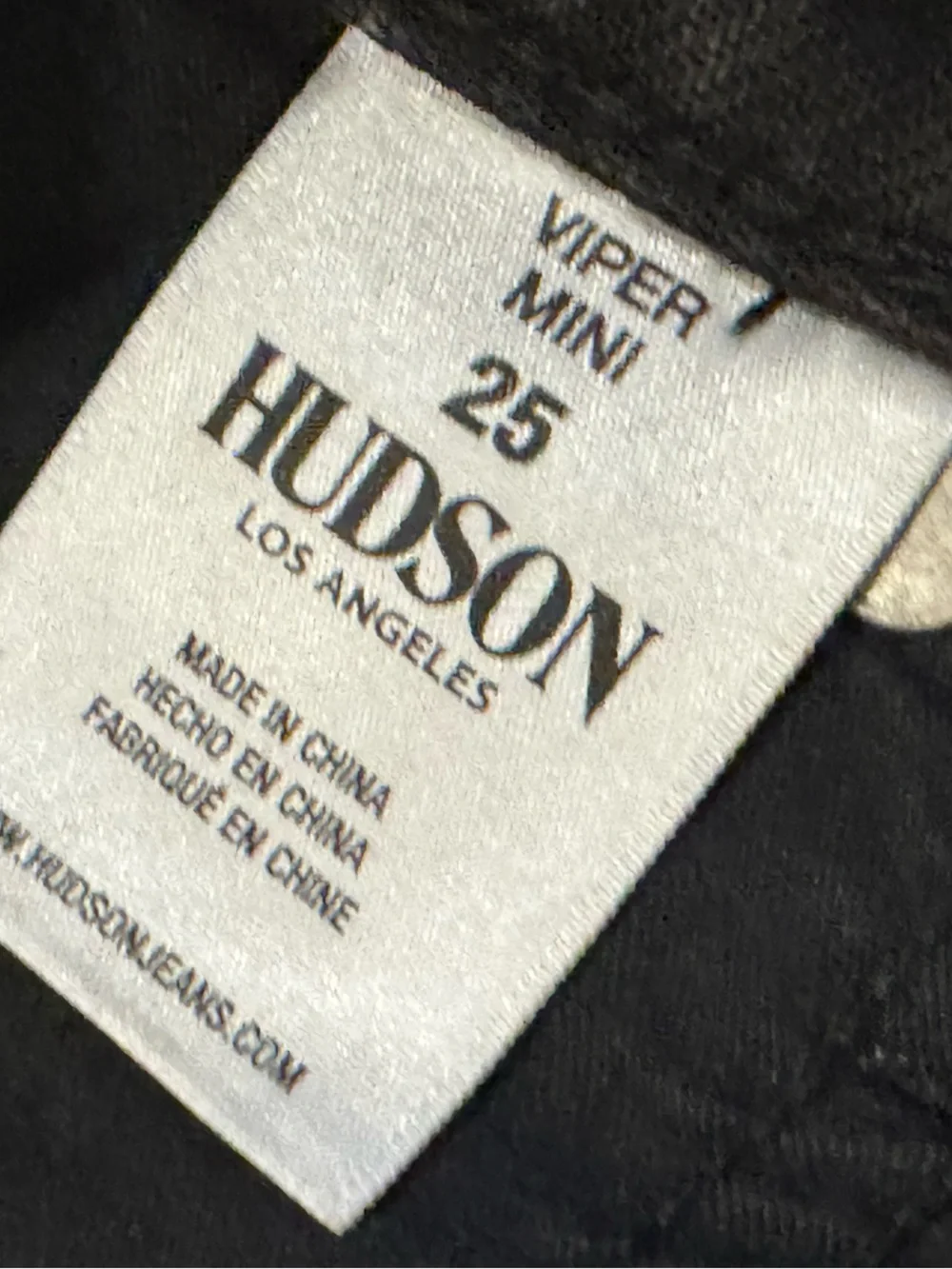 Hudson Jeans Black Denim Skirt with Subtle Stitching Size 25
